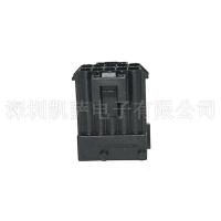 TE Connectivity  汽车连接器   1-965423-1