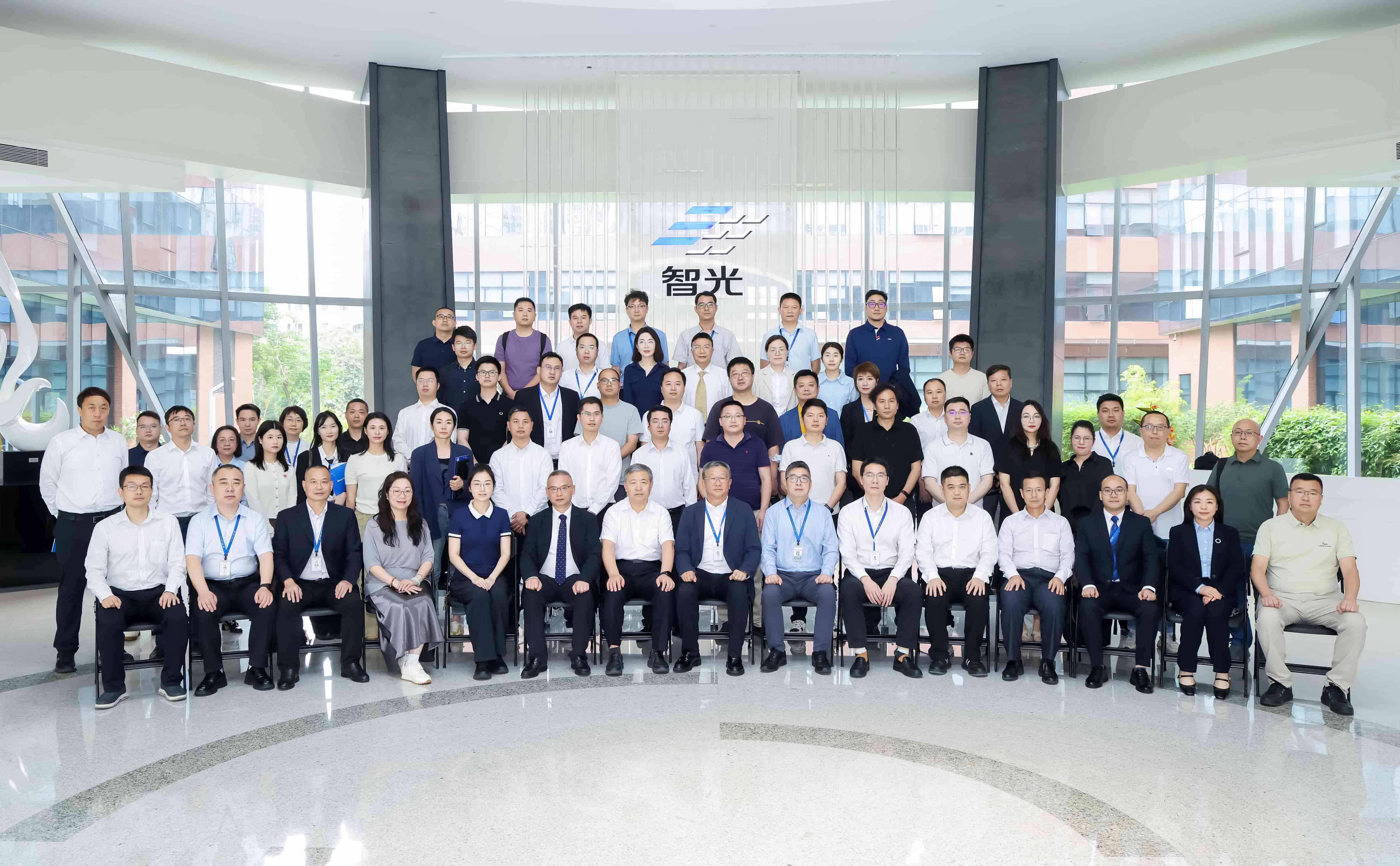 pg麻将胡了综合能源源网荷储一体化立异生长与生态交流大会圆满举行